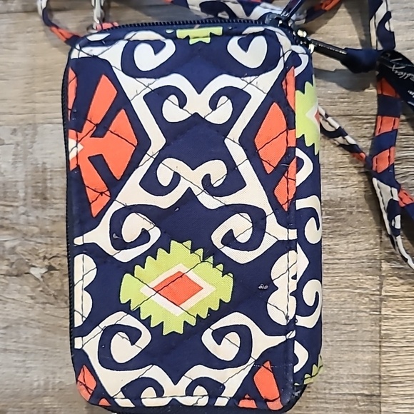 Vera Bradley Small crossbody wallet​ - Picture 8 of 8